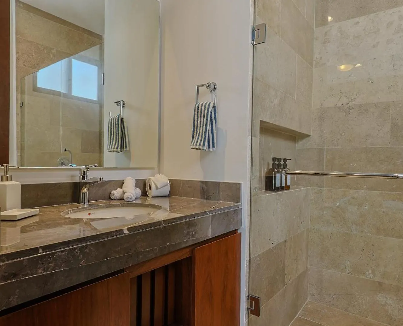 Villa Modern Townhouse With Private Pool And Bbq Area Playa del Carmen 0*,  Mexiko