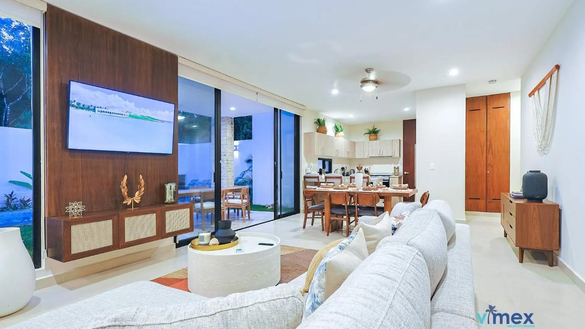 Ferienhaus Villa Modern Townhouse With Private Pool And Bbq Area Playa del Carmen